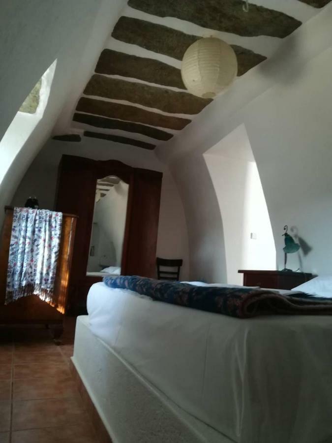 Avgoustis' Stone House Villa Otzias Bagian luar foto