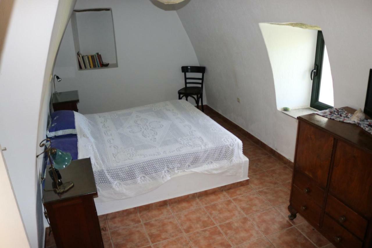 Avgoustis' Stone House Villa Otzias Bagian luar foto